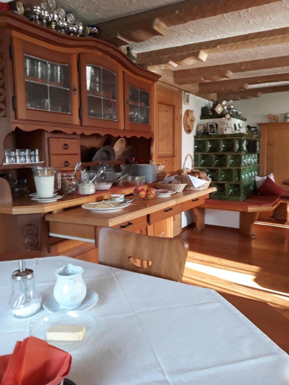 Bauernhof Kotz Acomodação com café da manhã Brunnen Exterior foto